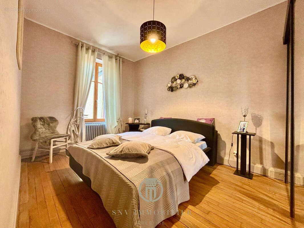 Maison à CHAMBLEY-BUSSIERES