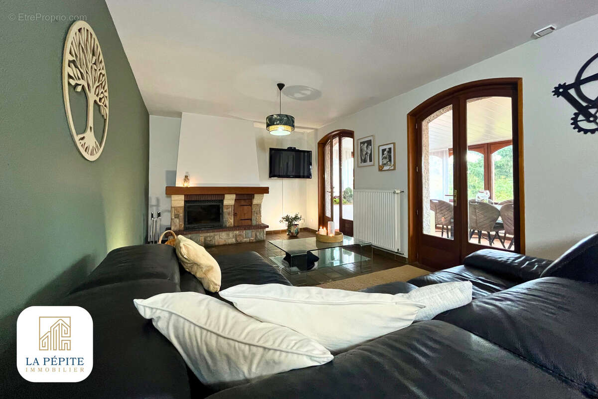 Maison à MECQUIGNIES