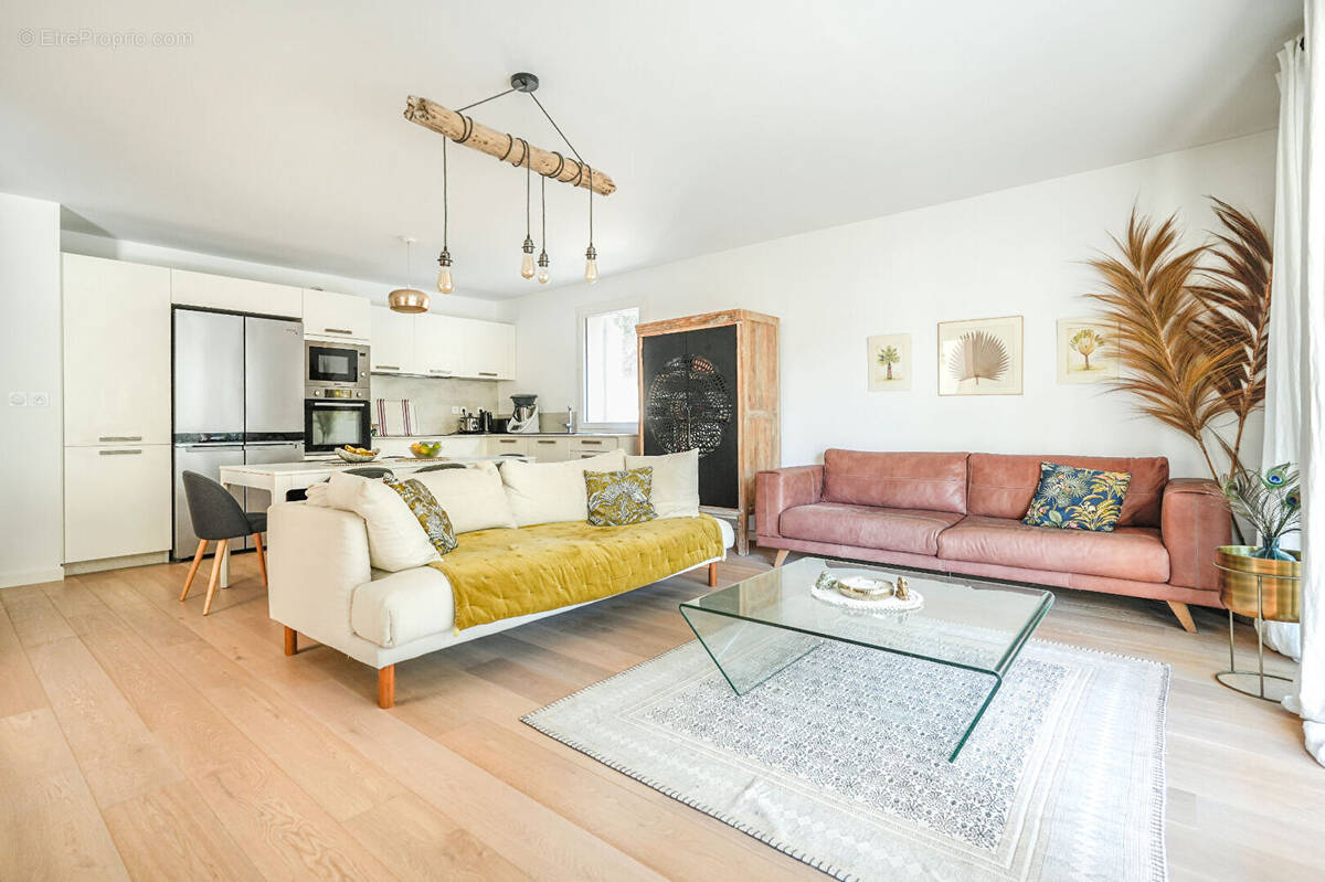 Appartement à CABRIES