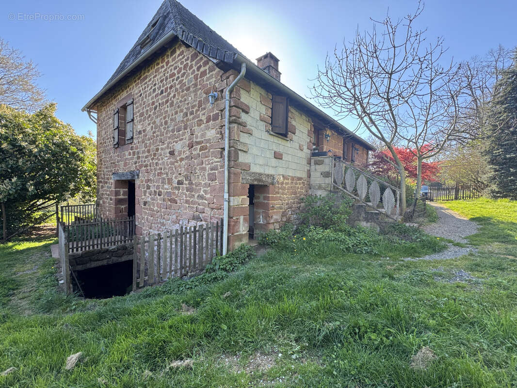 Maison à LOUIGNAC