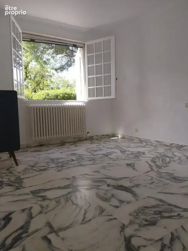 Villa plain pied  103 m² hab + garage sur 397 m² de terrain - photo 4
