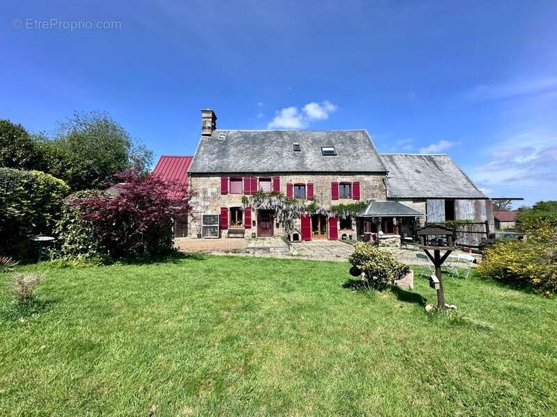 Maison à CHAMP-DU-BOULT