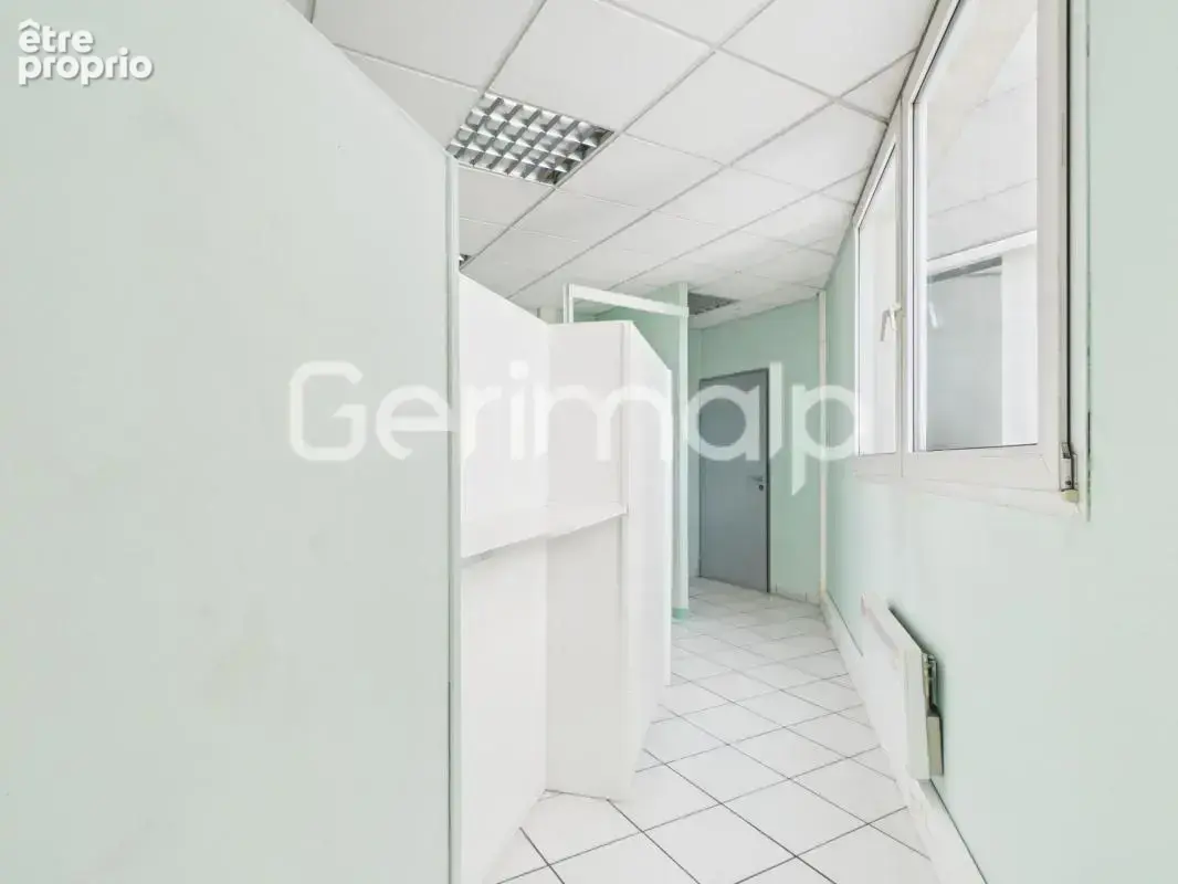 Vente - Appartement - 3 pièces + cuisine - 57 m² - 162 000 € - - photo 7