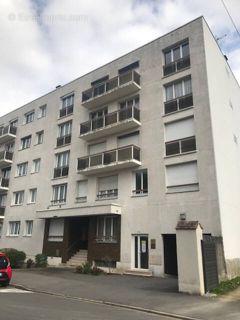 Appartement à PITHIVIERS