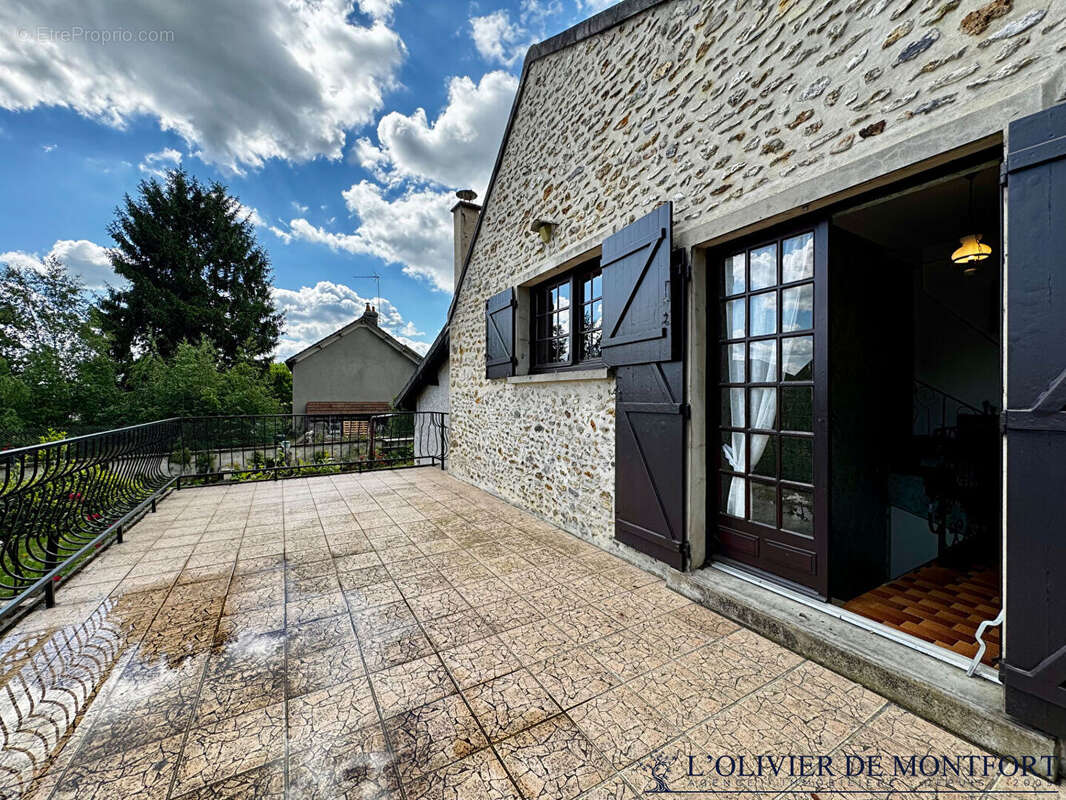 Maison à MONTFORT-L'AMAURY