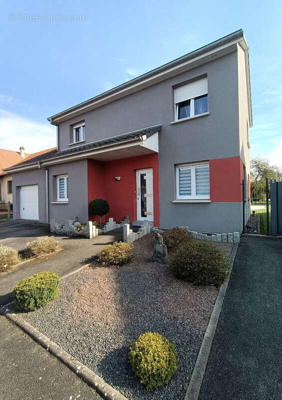 Maison à SARRALBE