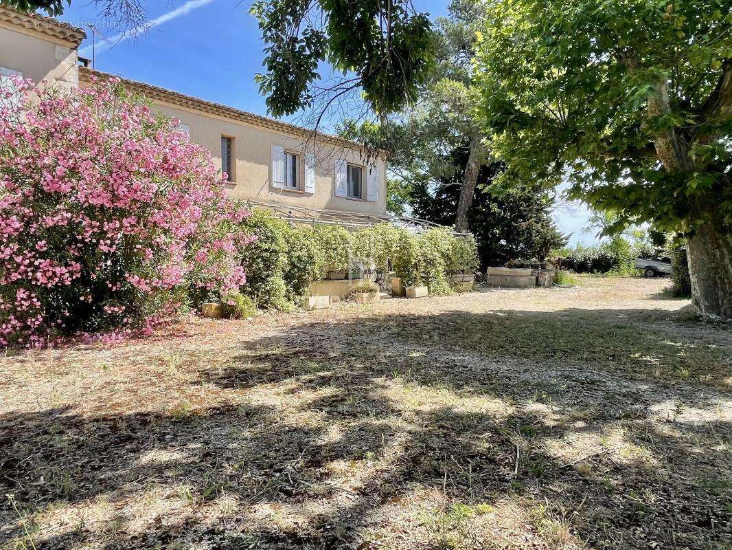 Maison à ARLES