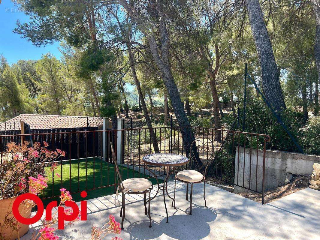 Maison Cocon 47 m² rénovée à neuf – Jardin & Terrasse – 400m du centre – La Cadière d’Azur - photo 5