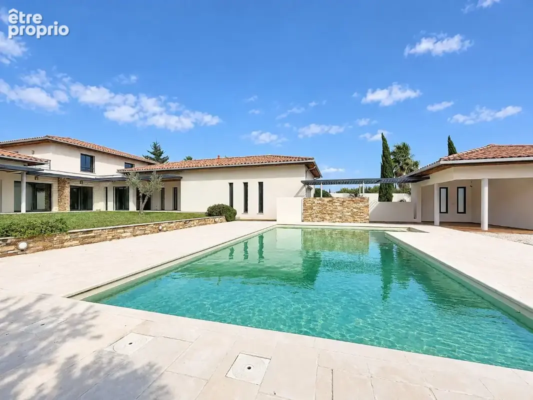 Castelnau le lez - villa 250 m² - 6 chambres - piscine - terrain 1500 m² - photo 4