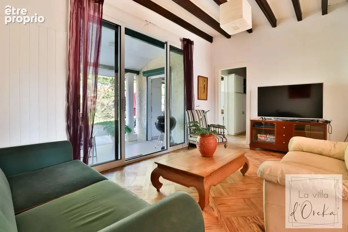 Remarquable Villa de 150m2 avec dépendance à 5mn de l'océan - photo 4