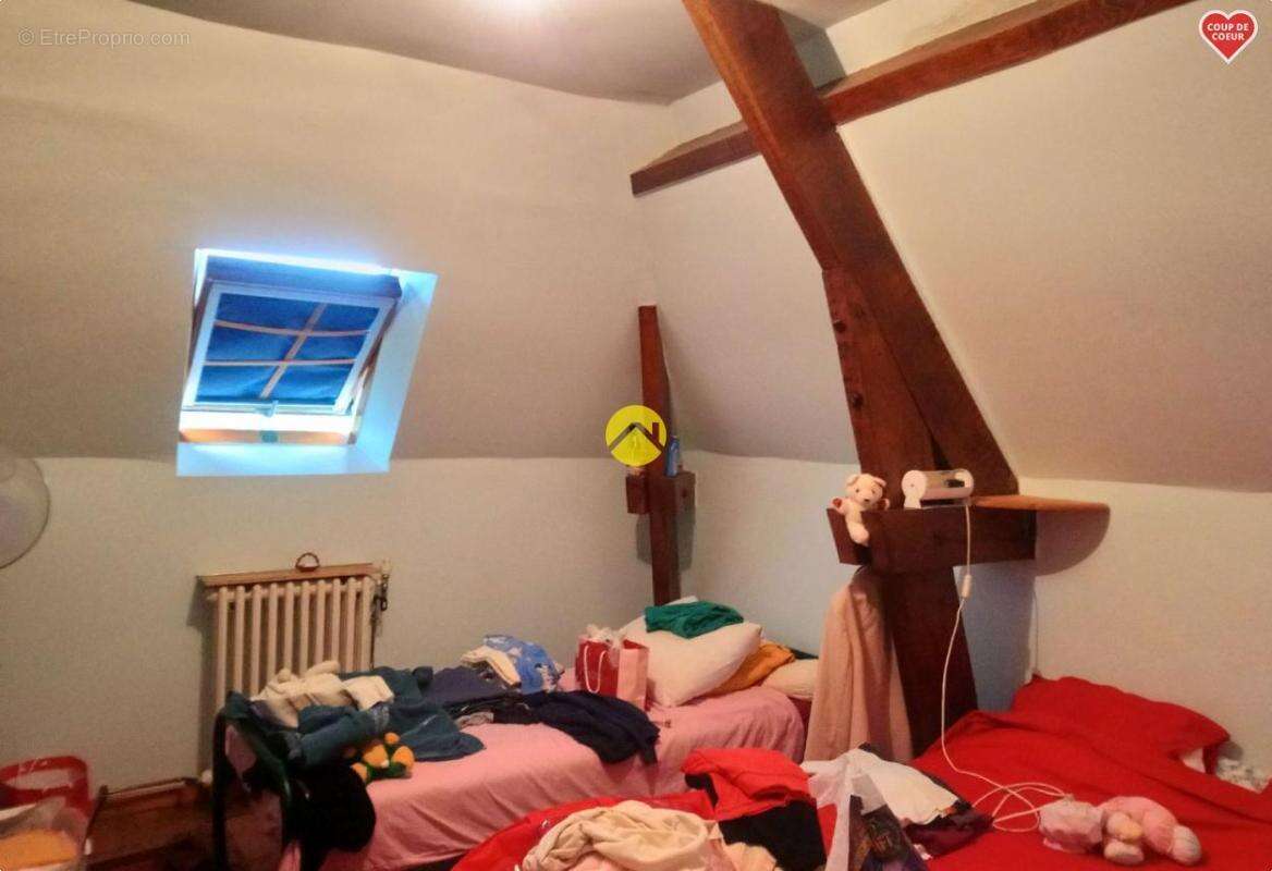 Maison à SAINT-AMAND-MONTROND