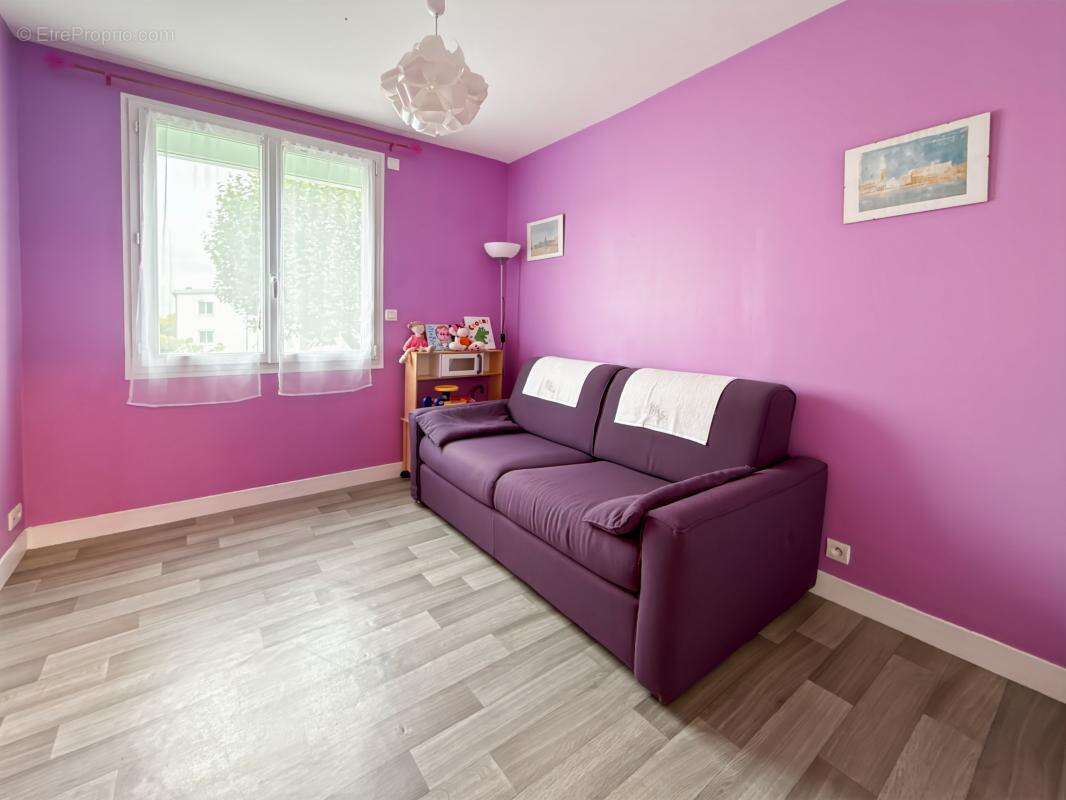 Appartement à SAINT-JEAN-DE-BRAYE