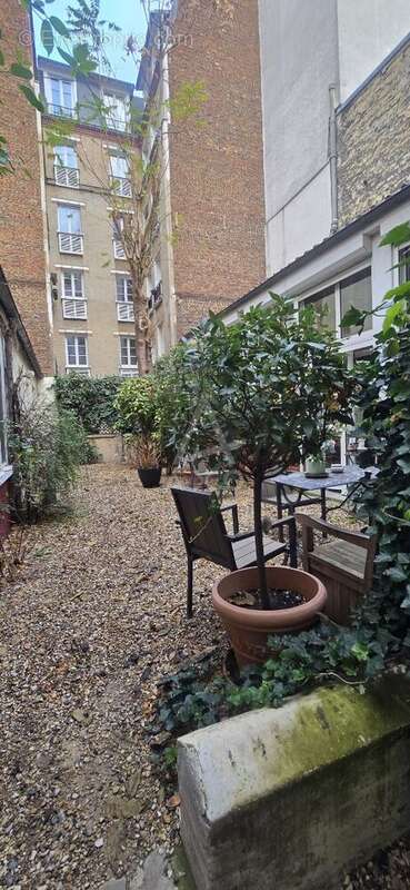 Appartement à PARIS-7E
