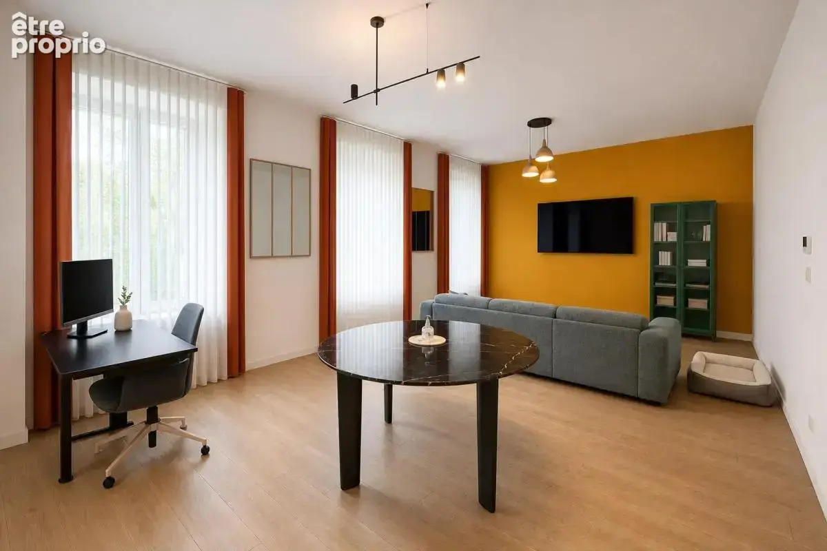 Appartement de 5 pièces de 145 m² à Saint-Étienne - photo 3