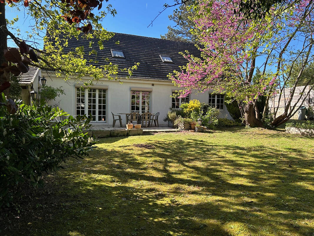Maison à OSNY