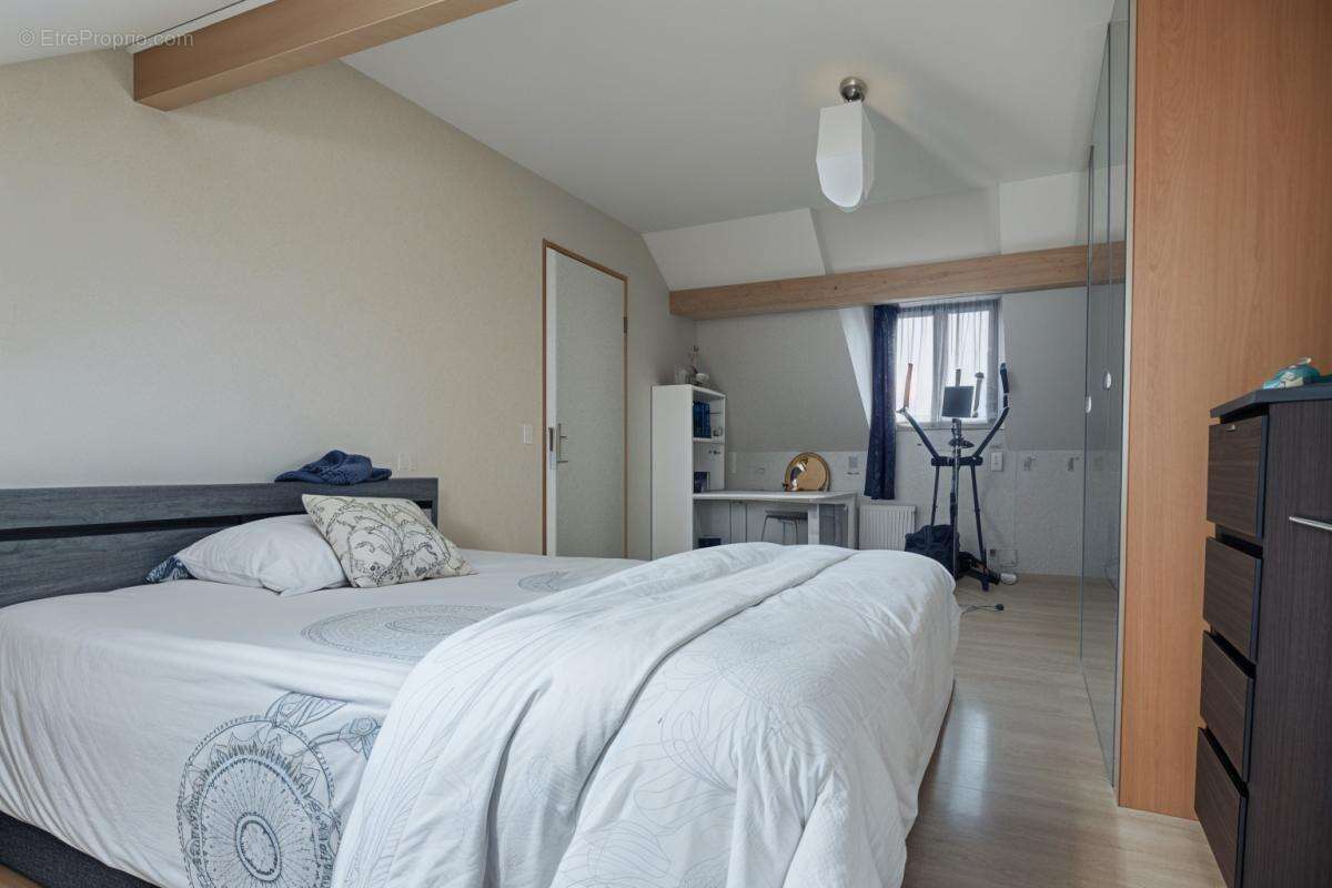 Maison à CLAYE-SOUILLY