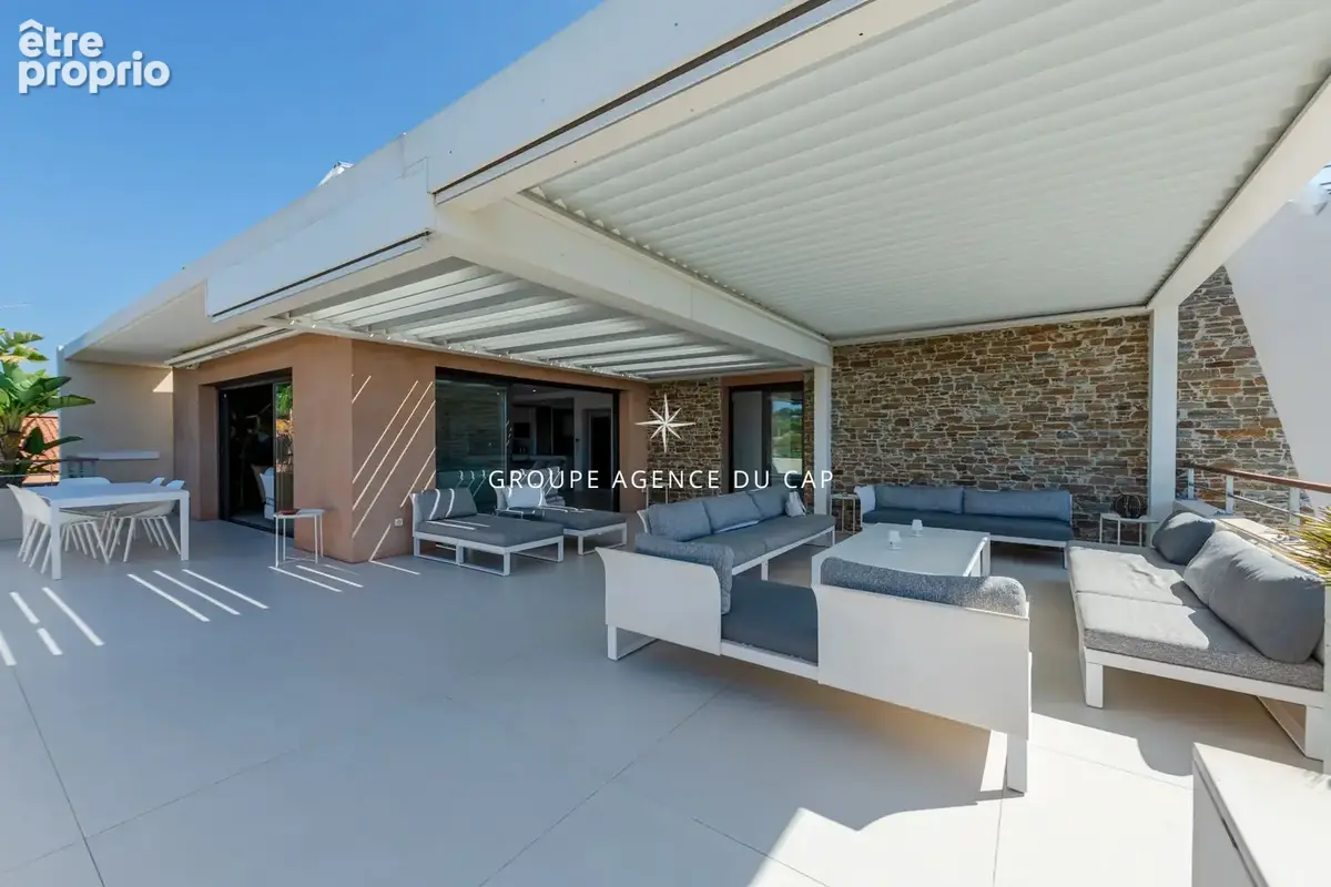 Appartement villa toit 5 pieces vue mer panoramique terrasse solarium  jaccuzzi piscine garage plage et commerces a pied a saint - photo 4