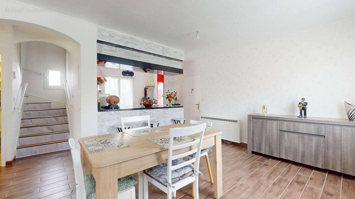 n°1 - Maison à COLLOREC