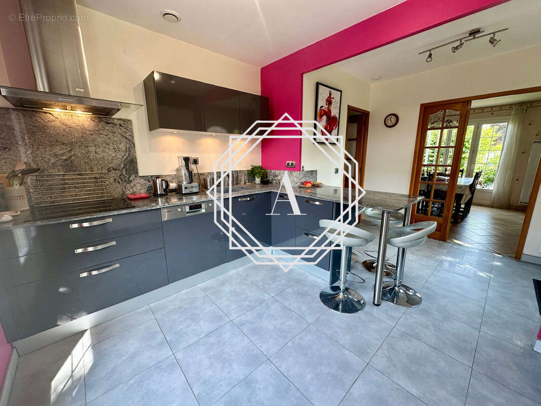 Maison à SAINT-CREPIN-IBOUVILLERS