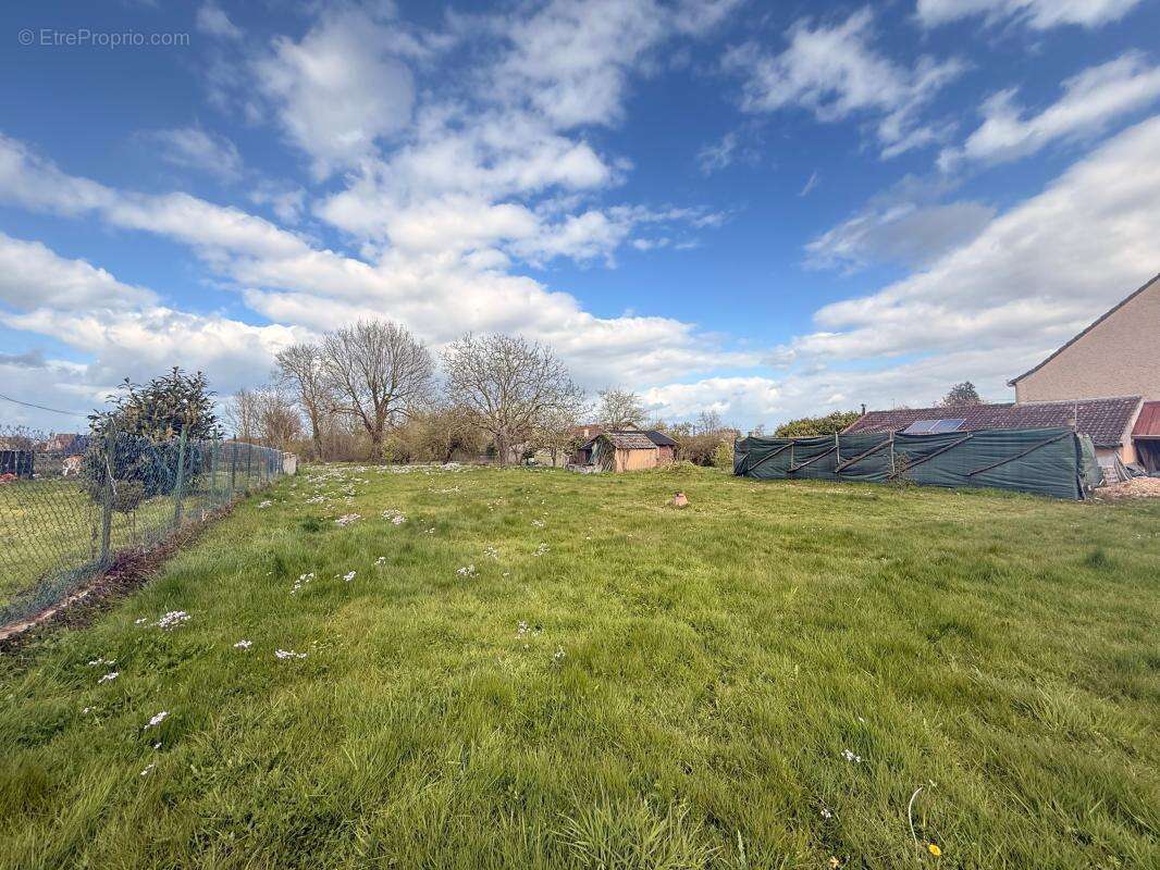 Maison à SAINT-LEGER-TRIEY