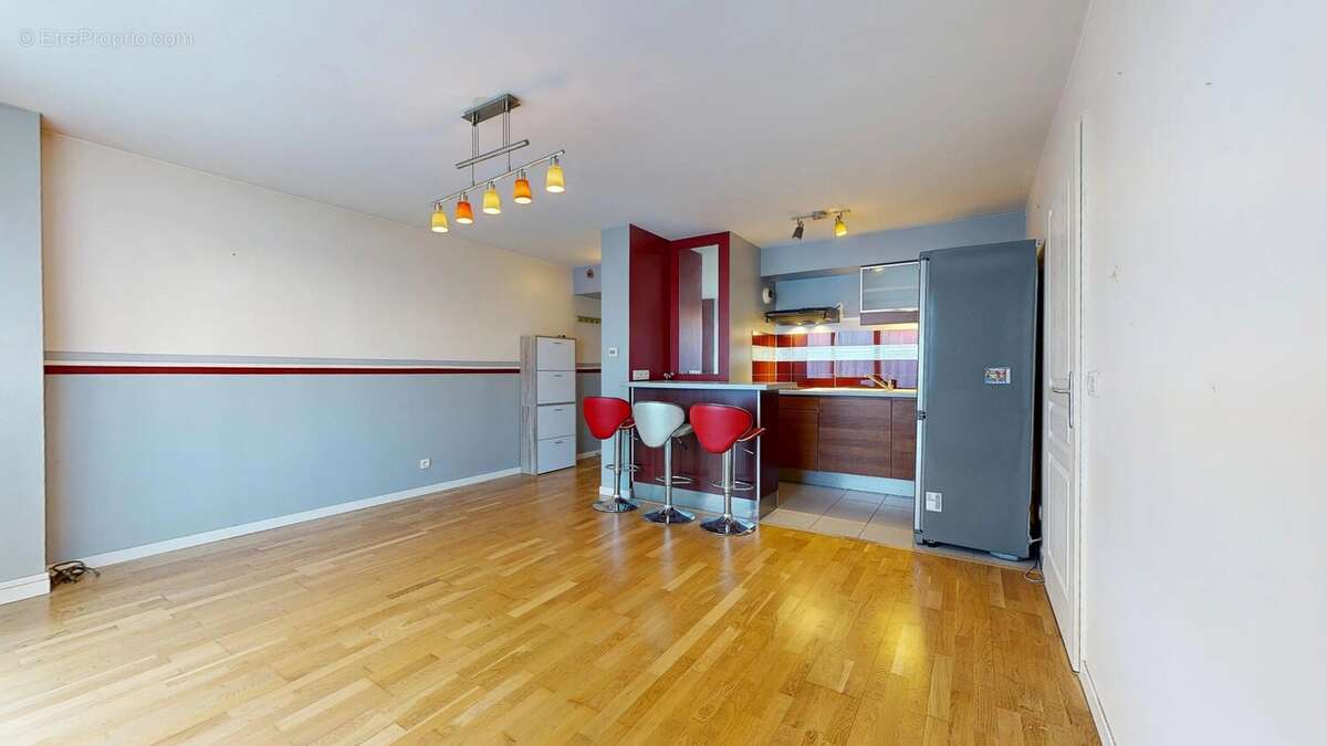 Appartement 40 m² à Villemomble  - photo 3