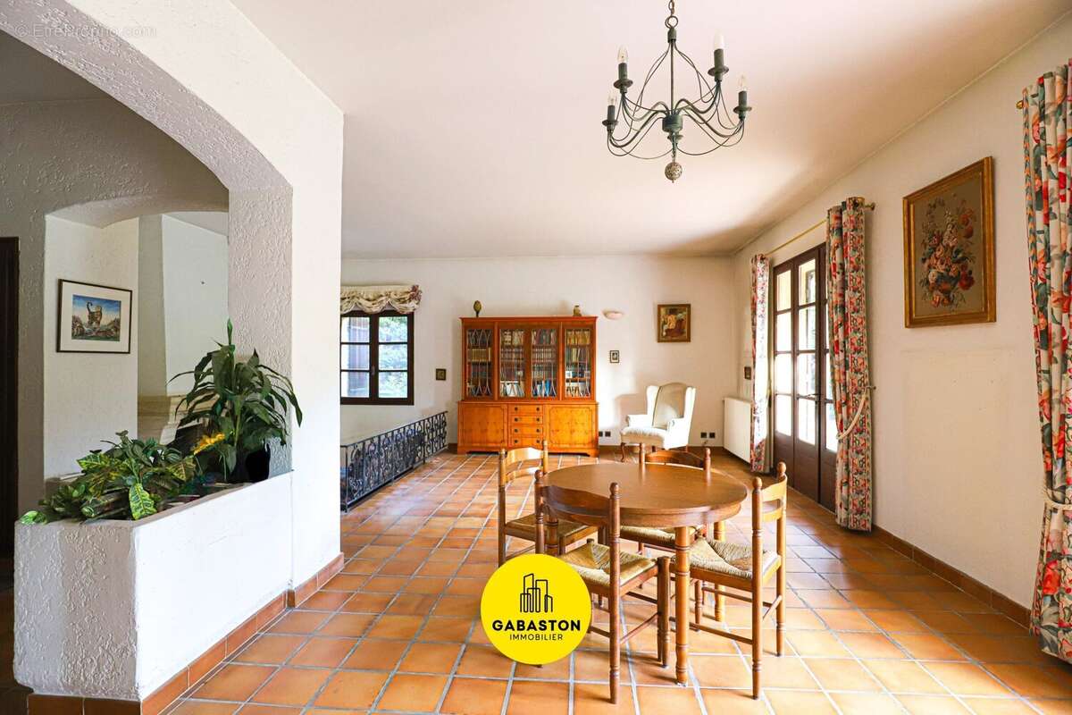Maison à MARSEILLE-9E