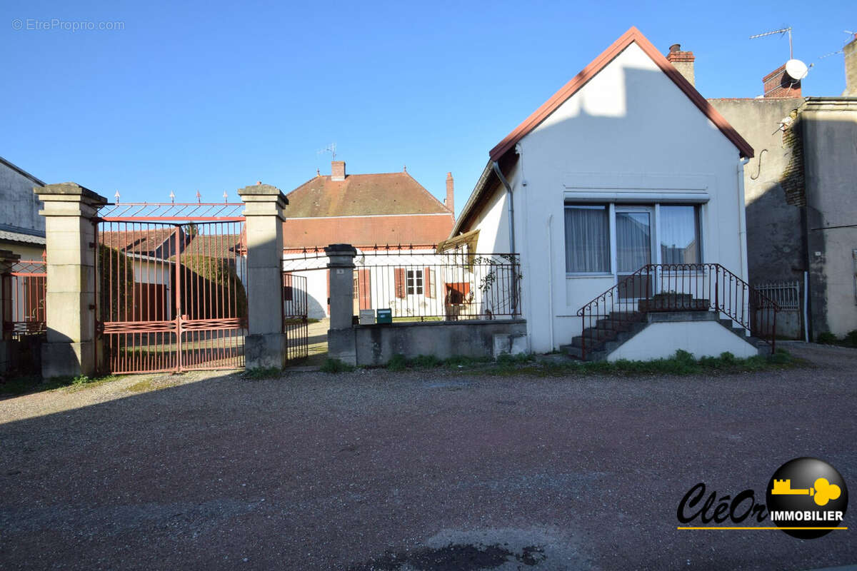 Maison à BELLEVESVRE