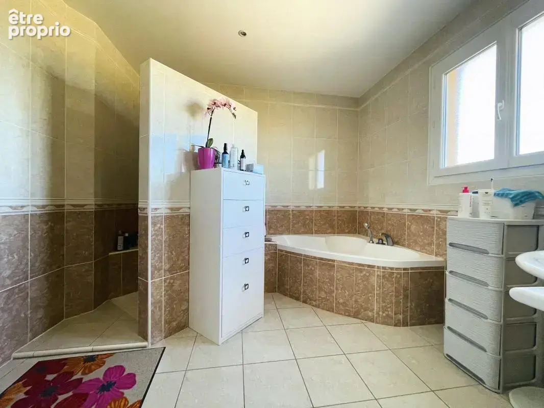Maison 6 pièces 200 m² à vendre à Castres (81100) - photo 12