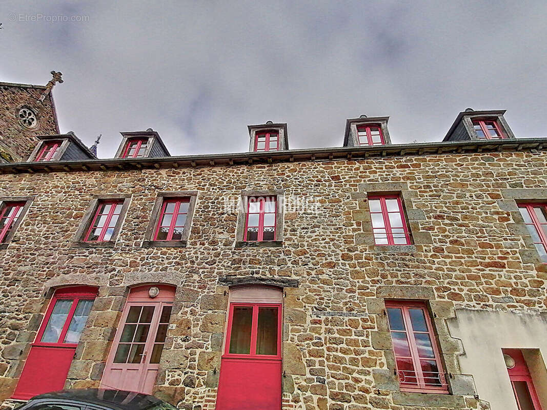 Appartement à BECHEREL