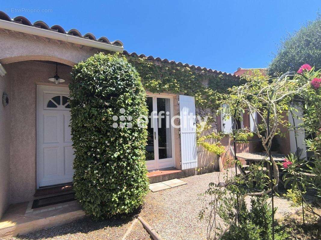 Maison 122 m² à Figanieres  - photo 3