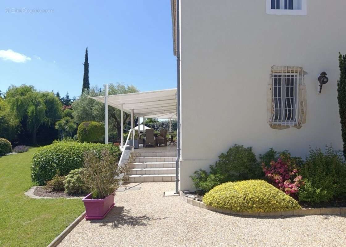 Maison à HAGETMAU
