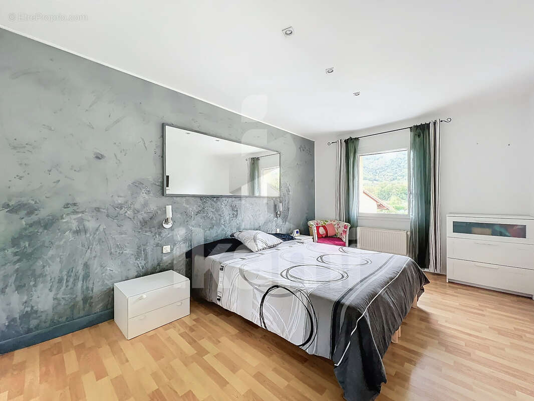 Maison à SAINT-GERVAIS