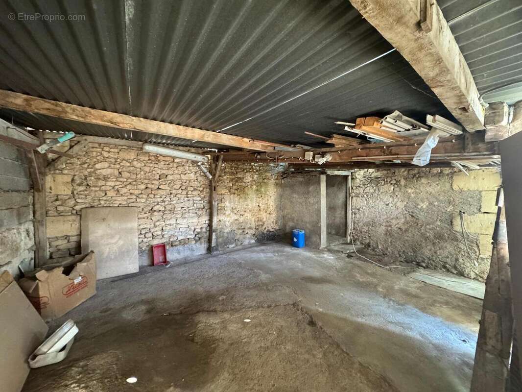   - Maison à ARGENTON-L&#039;EGLISE