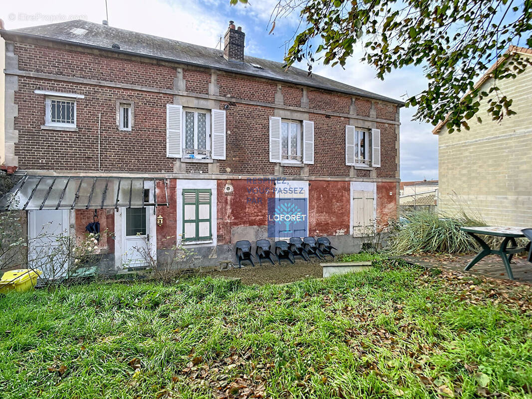 Appartement à MONTATAIRE