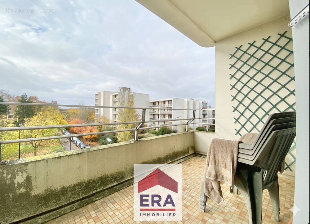 Photo Appartement à Sartrouville au prix de 200 000€