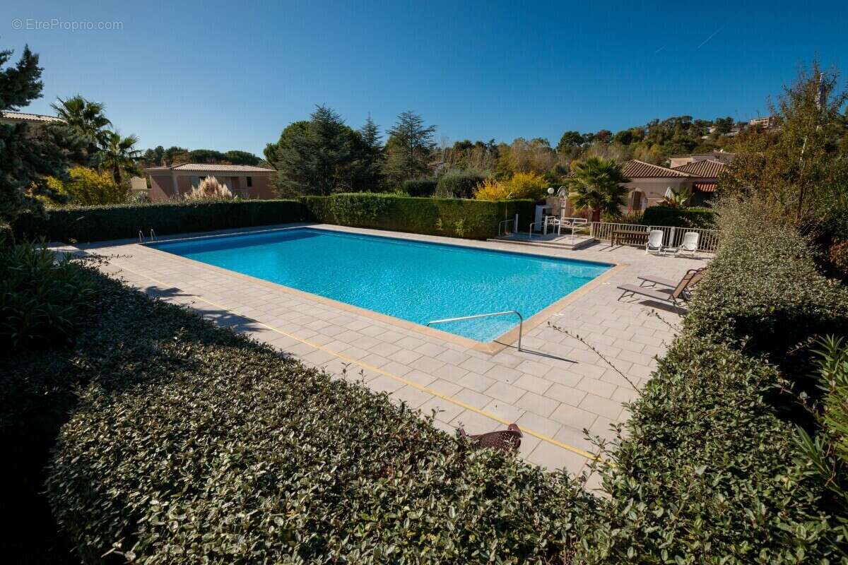 Maison à VILLENEUVE-LOUBET