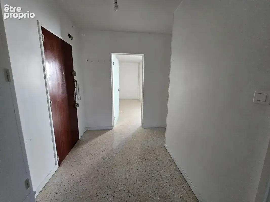 Appartement T3 de 73 m² avec balcon et loggia 13190 Allauch - photo 7