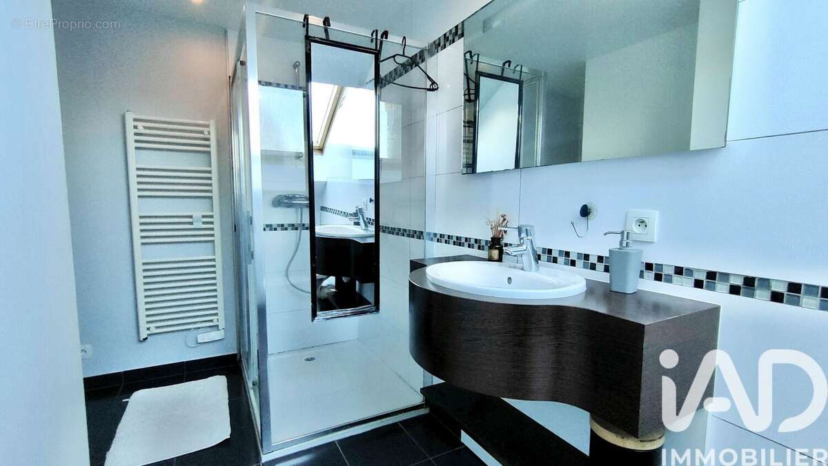 Photo 9 - Maison à EQUEURDREVILLE-HAINNEVILLE