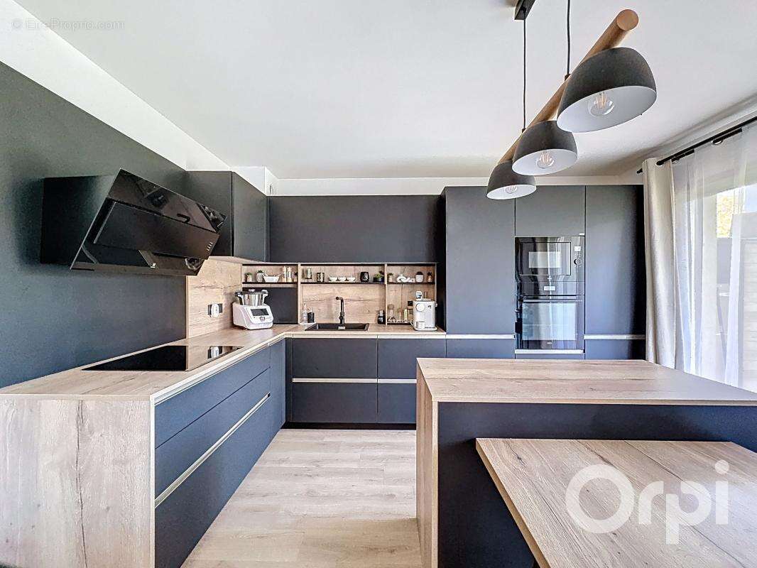 Appartement à REIGNIER