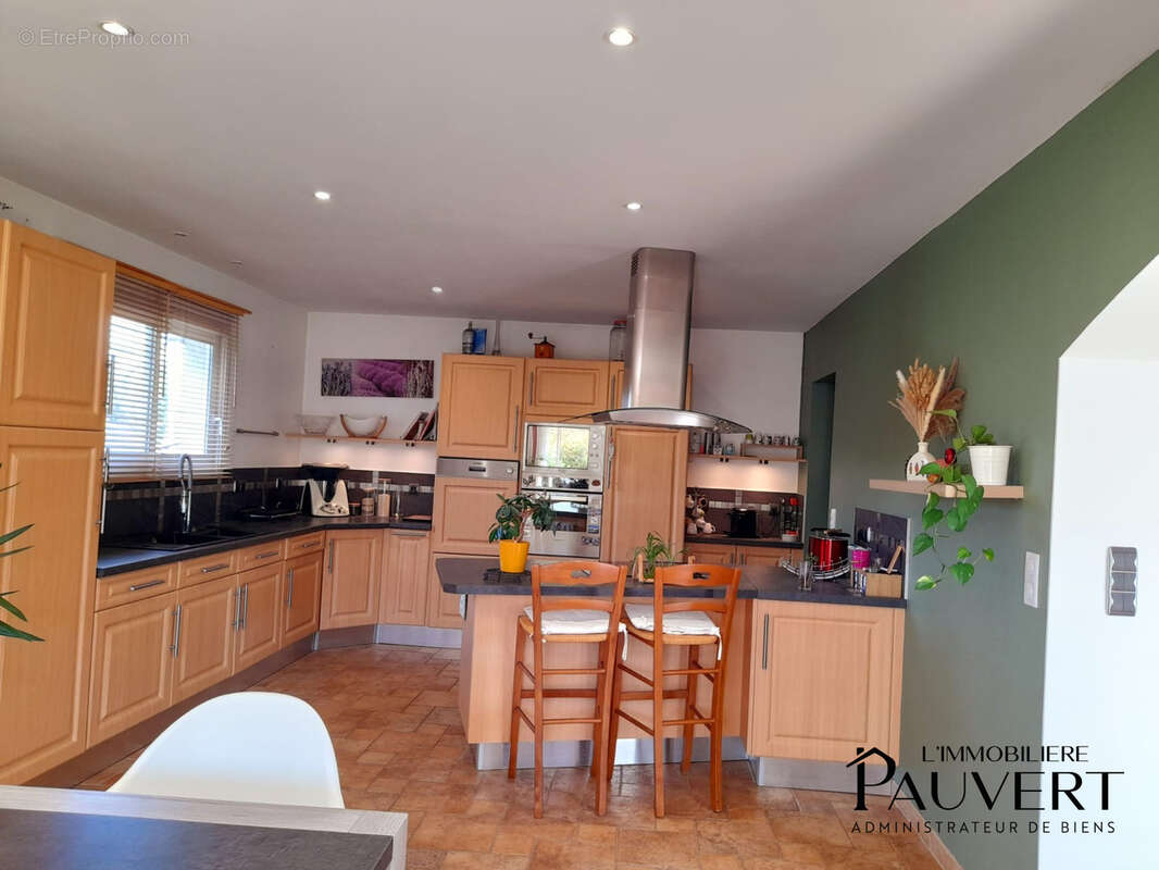 À vendre   Maison familiale de 168 m2 au Carlaret (Ariège), à 10 min de Pamiers   340 000 € HAI - photo 8