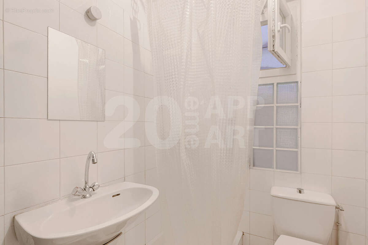 Appartement à PARIS-20E