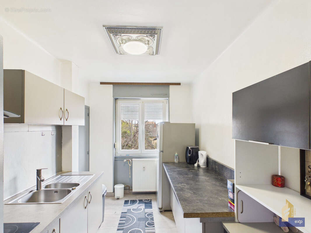cuisine équipée - Appartement à COLMAR