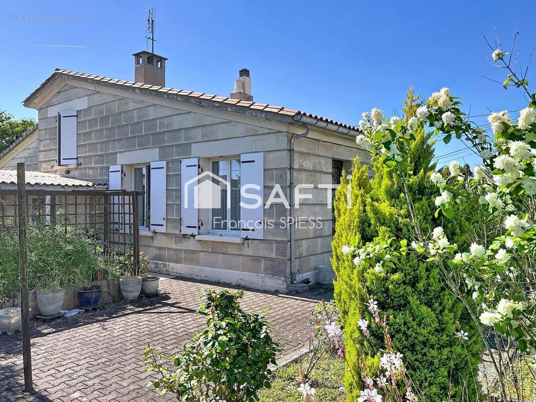 Photo 1 - Maison à CENON