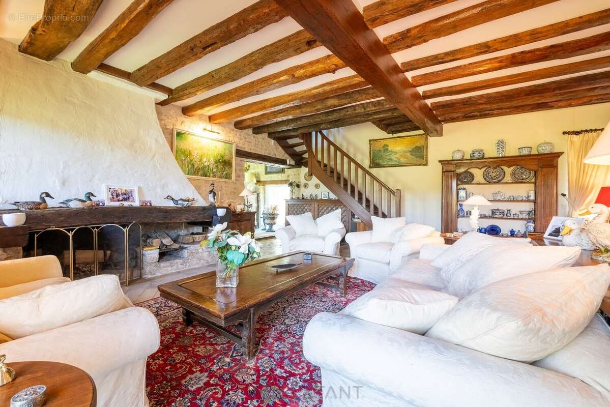 Maison à FONTAINEBLEAU