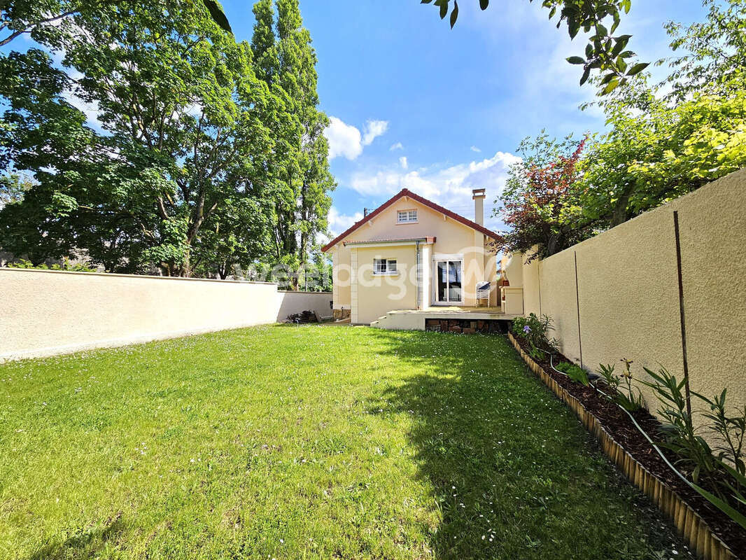 Maison à CONFLANS-SAINTE-HONORINE