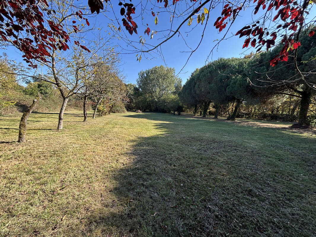 Maison à SAINT-LOUBES