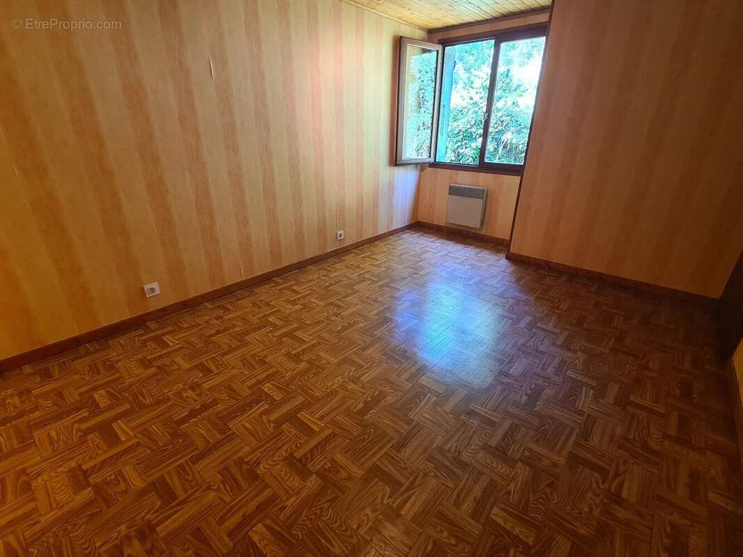 Maison 96 m² à Aiton  - photo 9