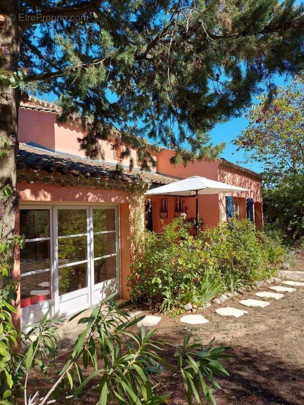 Maison à RESTINCLIERES