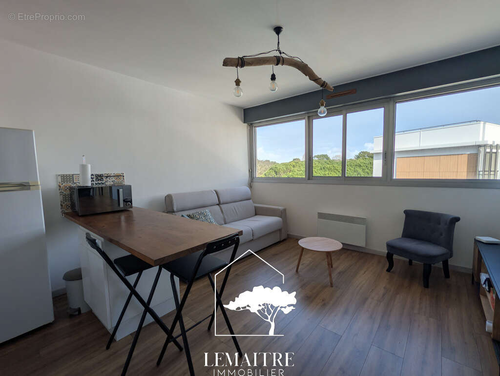 Appartement à LES MATHES