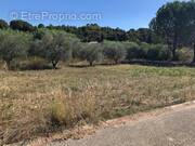 Terrain à LES MATELLES